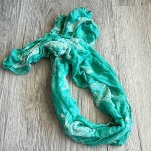 The‎ Royal Standard | Beachy Shear Starfish Scarf